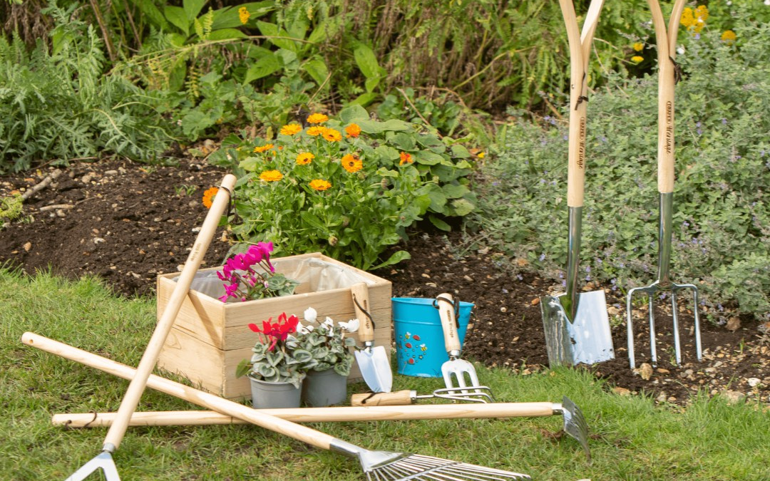 GET GARDENING WITH MCQUILLIAN TOOLS